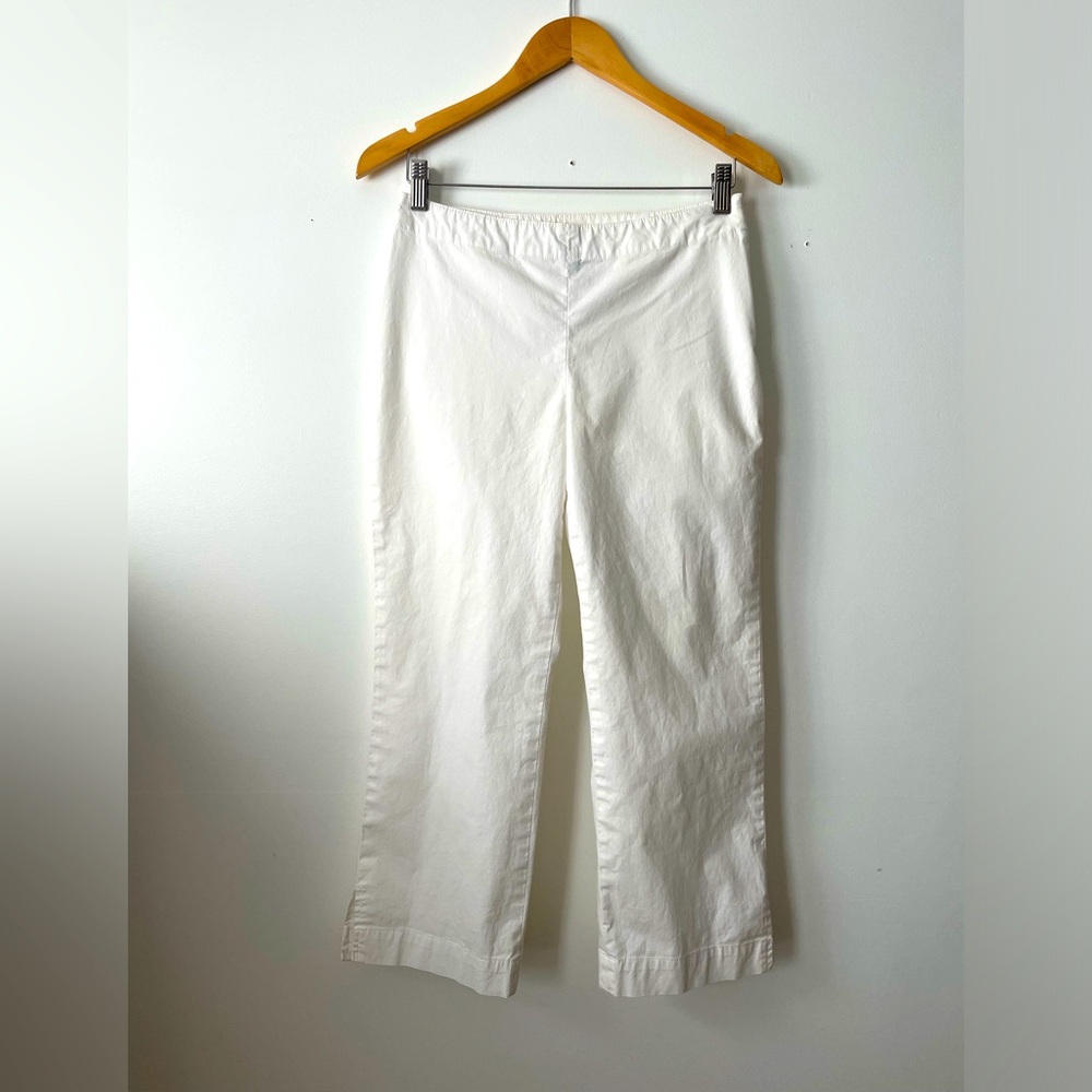 Gap White Capri Pants